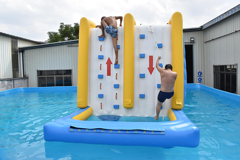 Bouncia New Inflatable Water Park Design Climbing Wall for 2022