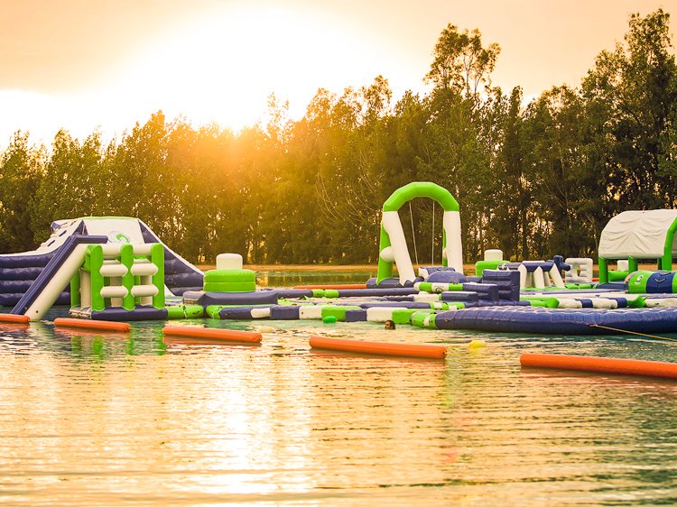 bouncia water park