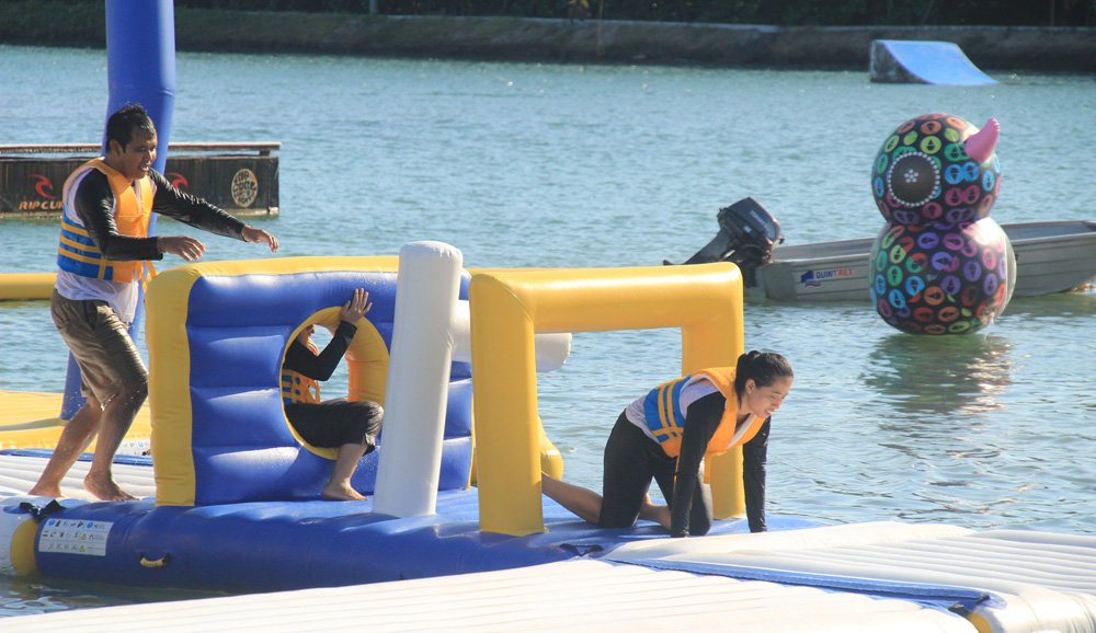 Bouncia commercial floating water playground supplier for kids-15