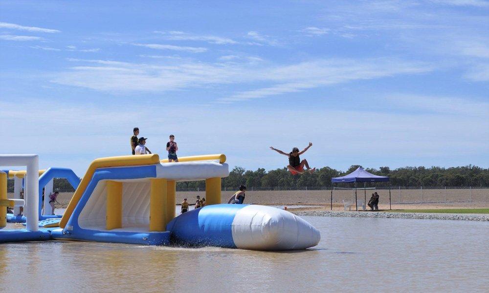 Commercial Grade Inflatable Water Jump Pillow For Lake