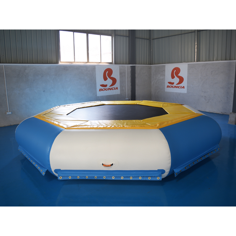 Obstacle Slide Floating Water Trampoline Bouncia