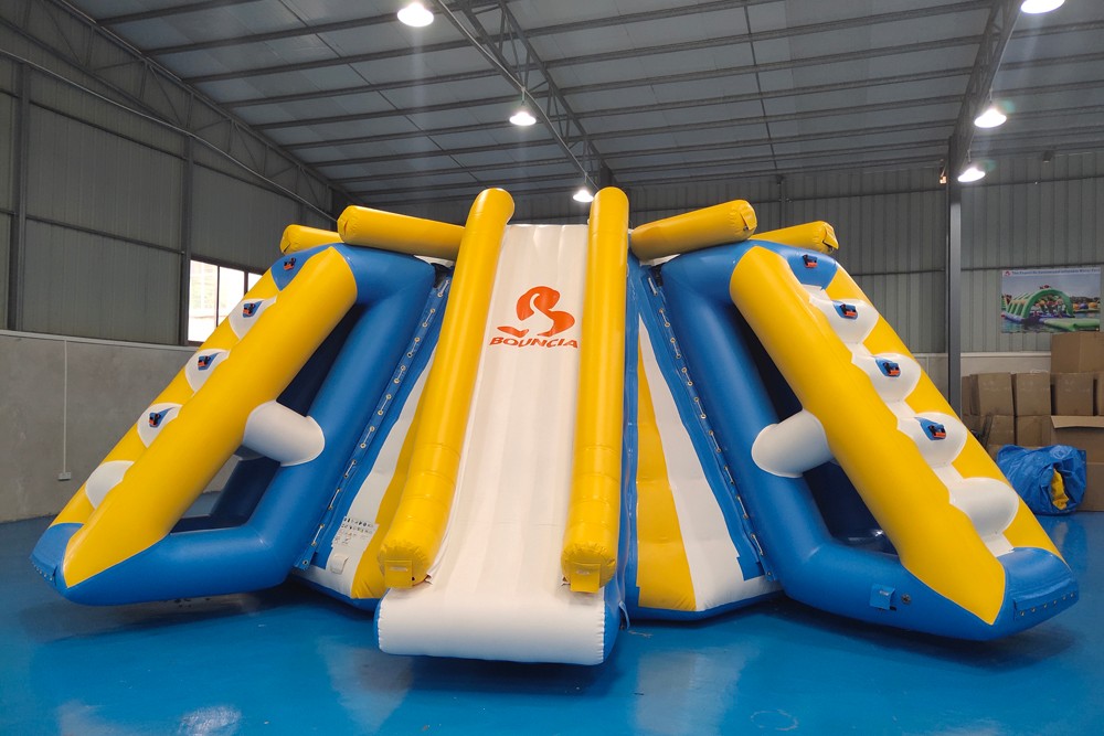 Bouncia -Inflatable Games Manufacture | Awesome All In One Station Inflatable Water