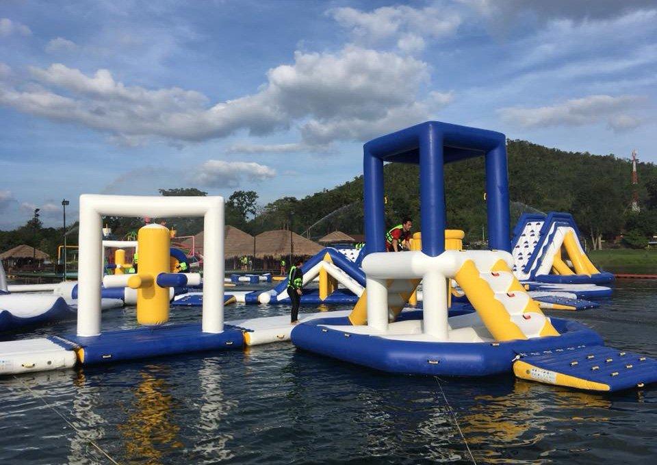 splash big inflatable water park in stock bouncia for lake Bouncia